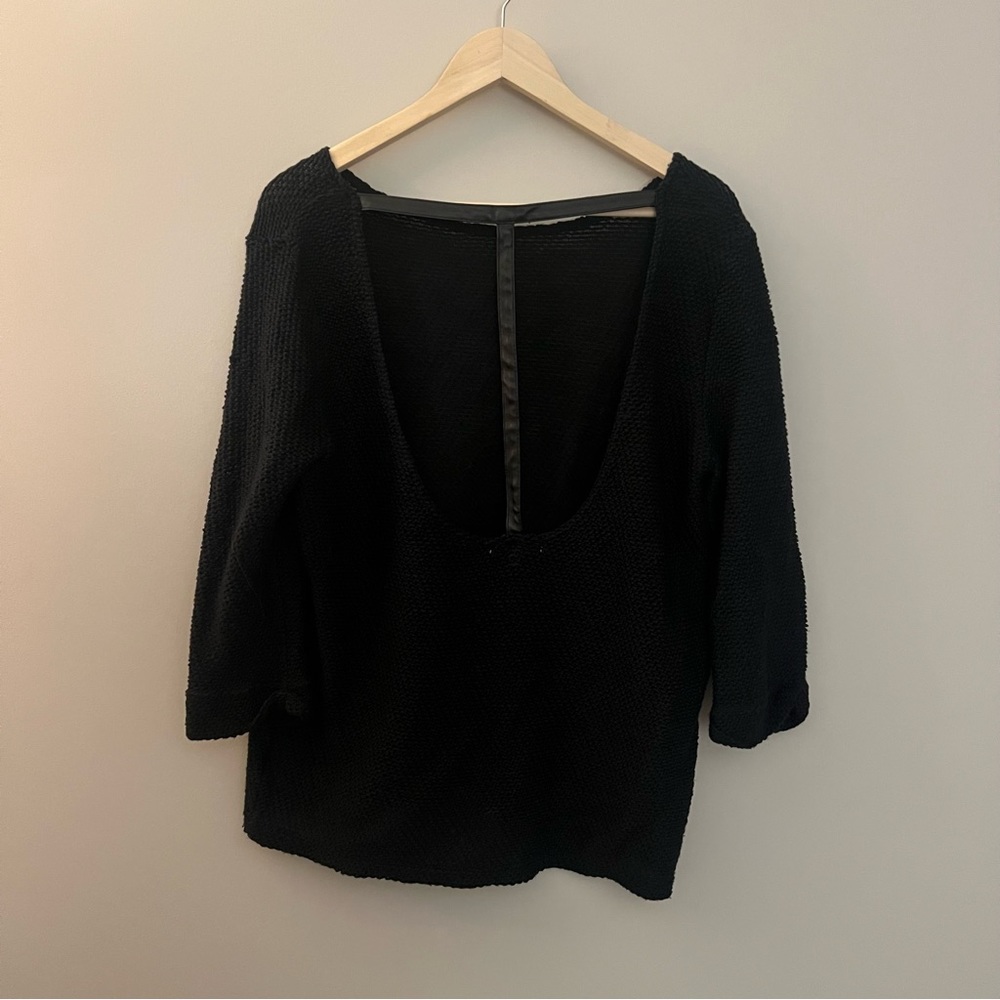 BB Dakota backless sweater